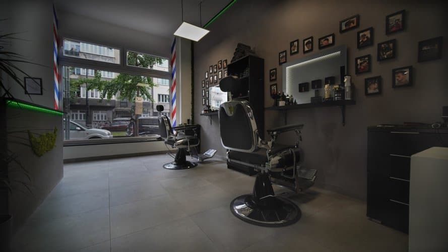 J&J Barber shop - Vršovice - Gallery Image 1