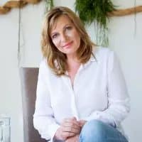 Jarka Jankovská - masáže šité na míru - Profile Image
