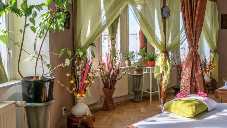 LANNA K PALMOVKA, Original Thai Massage - Gallery Image 1
