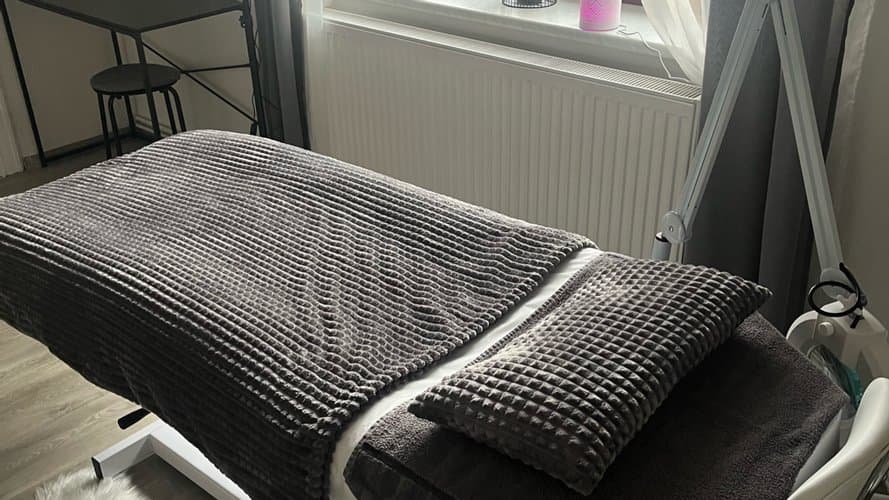 REJA BEAUTY SALON - Gallery Image 1
