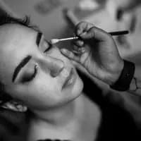 Vera Grüble make-up/brow stylis - Profile Image