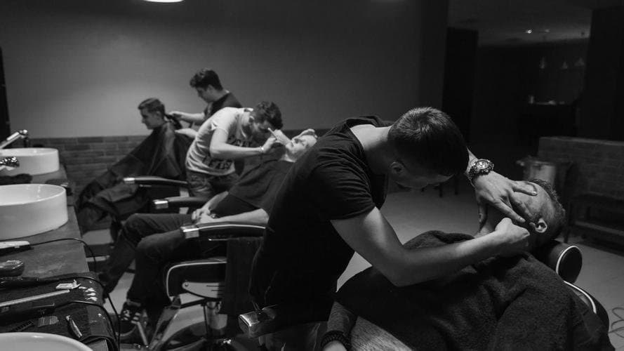 Classic Man Barber Shop U Nisy - Gallery Image 1