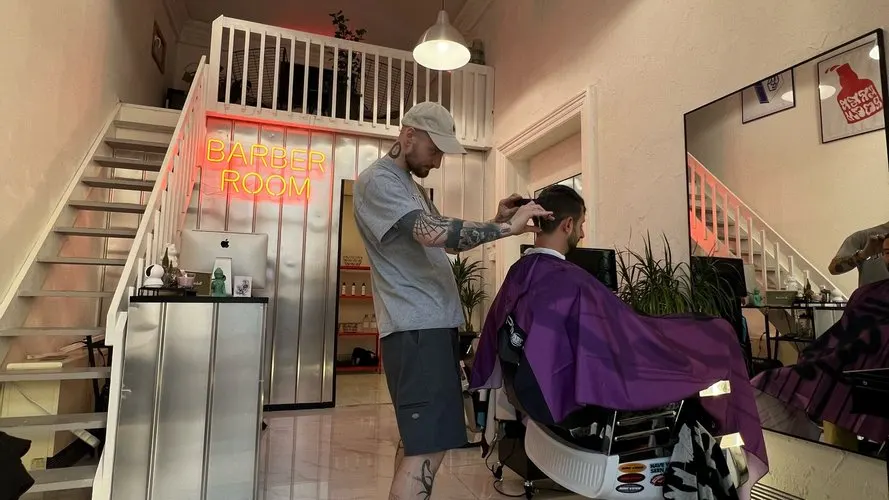 Haircut na nové adrese Vyšehradská 7 – ukázka práce, FilipBarber