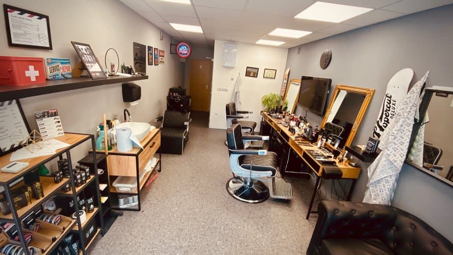 Martin's Barber Garage - Gallery Image 1