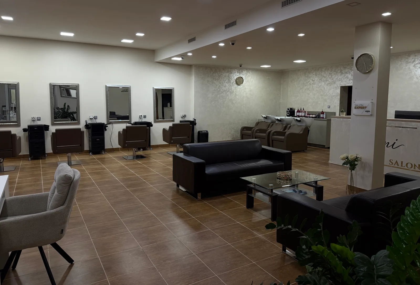 Salon Ani – interiér salonu