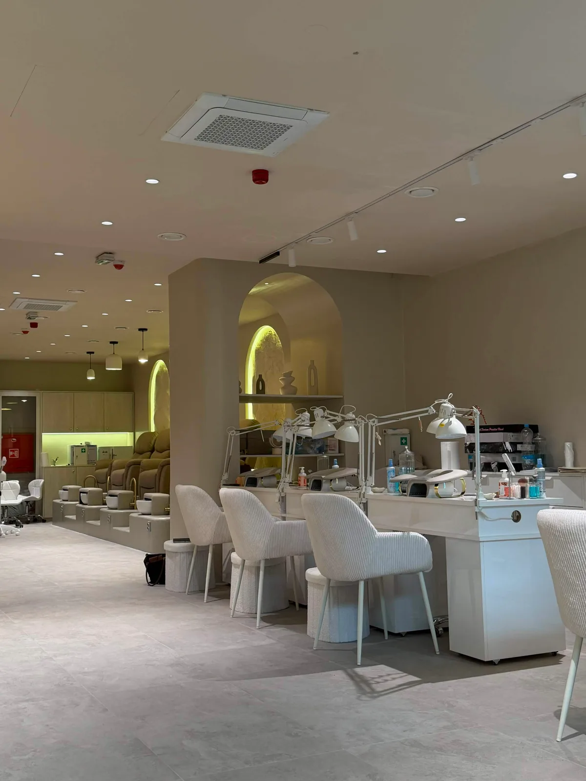 HARU Beauty Lab – interiér salonu