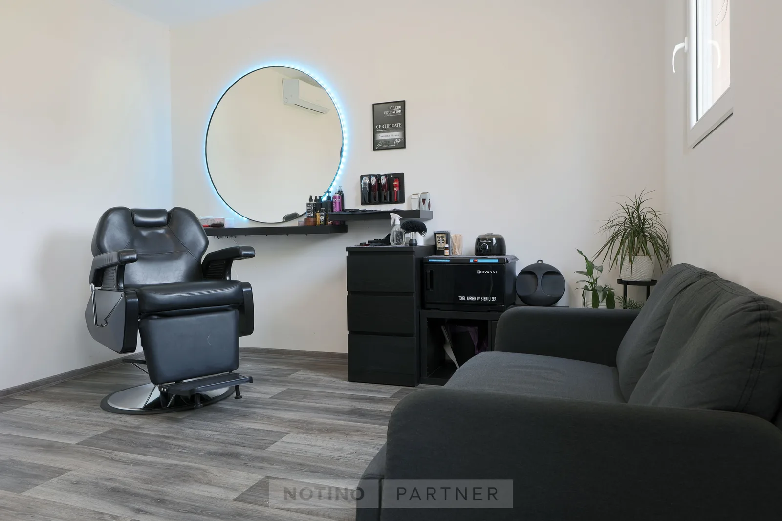 Brendy barber shop – interiér salonu
