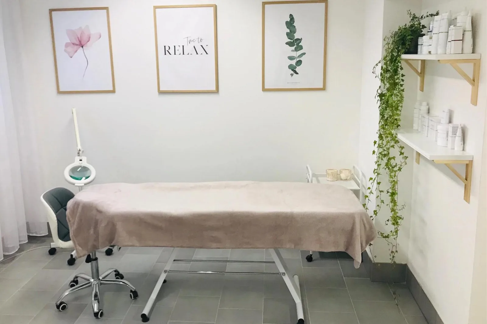 Kráskárna – interiér salonu