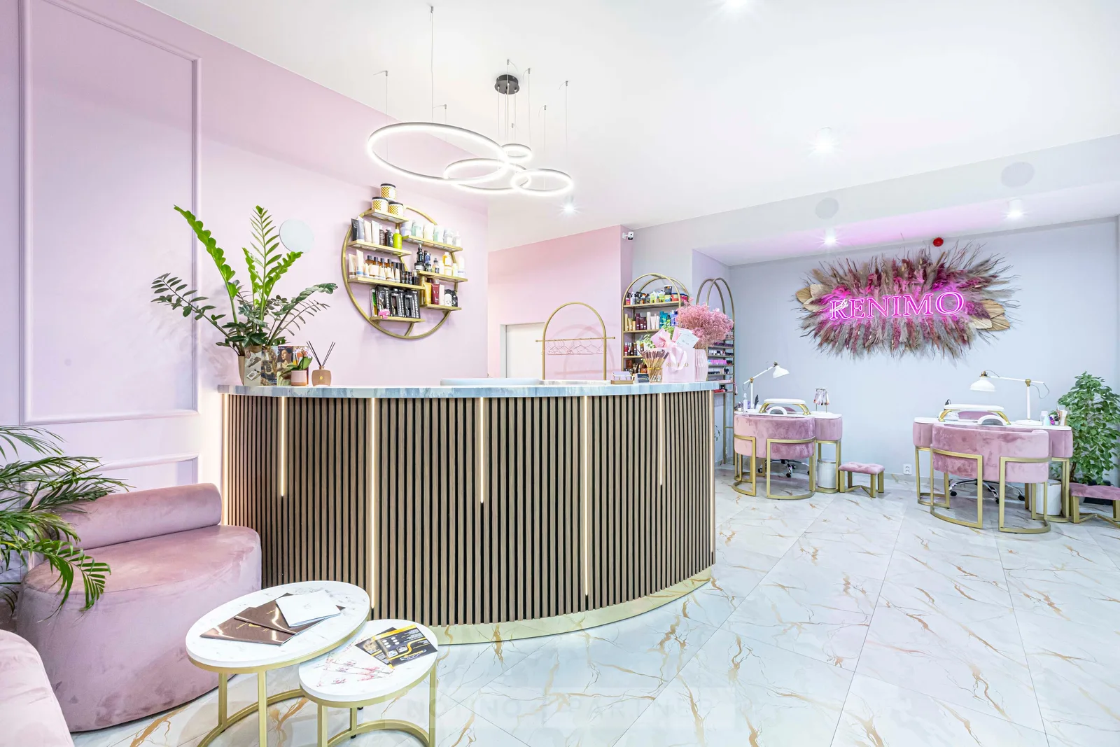 RENIMO studio of beauty – interiér salonu
