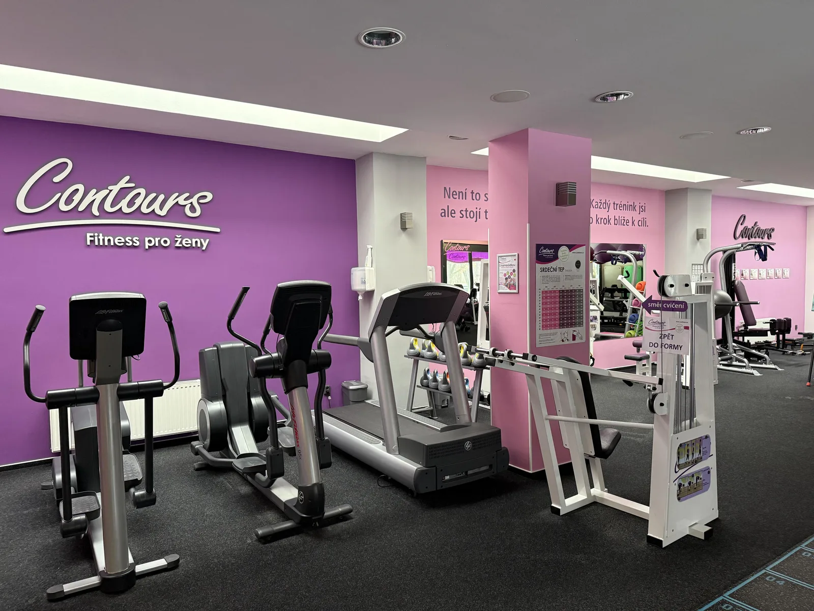 Contours Poruba - Fitness pro ženy – interiér salonu
