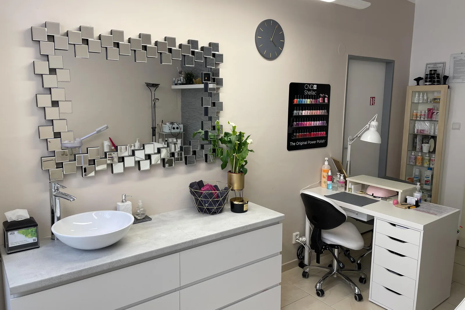 Kosmetické studio Divine- Nikol Čiliak Gruberová – interiér salonu
