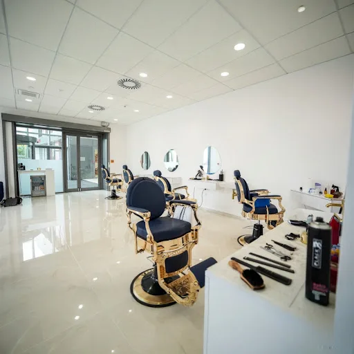 Restart Barber shop – interiér salonu