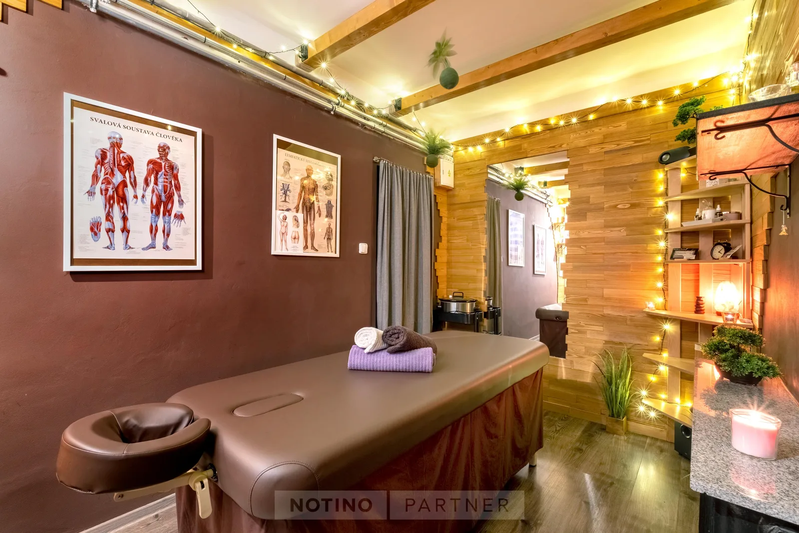 Masérský salón Karonaishi – interiér salonu