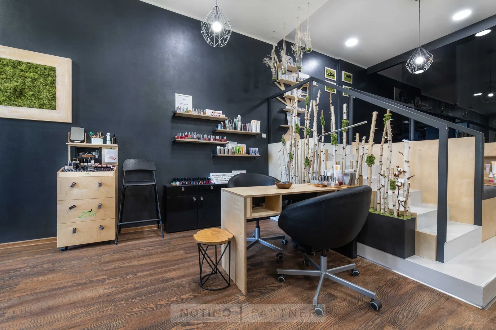 OliOla - organic beauty studio | Kadeřnictví & Kosmetika Praha 10 – interiér salonu