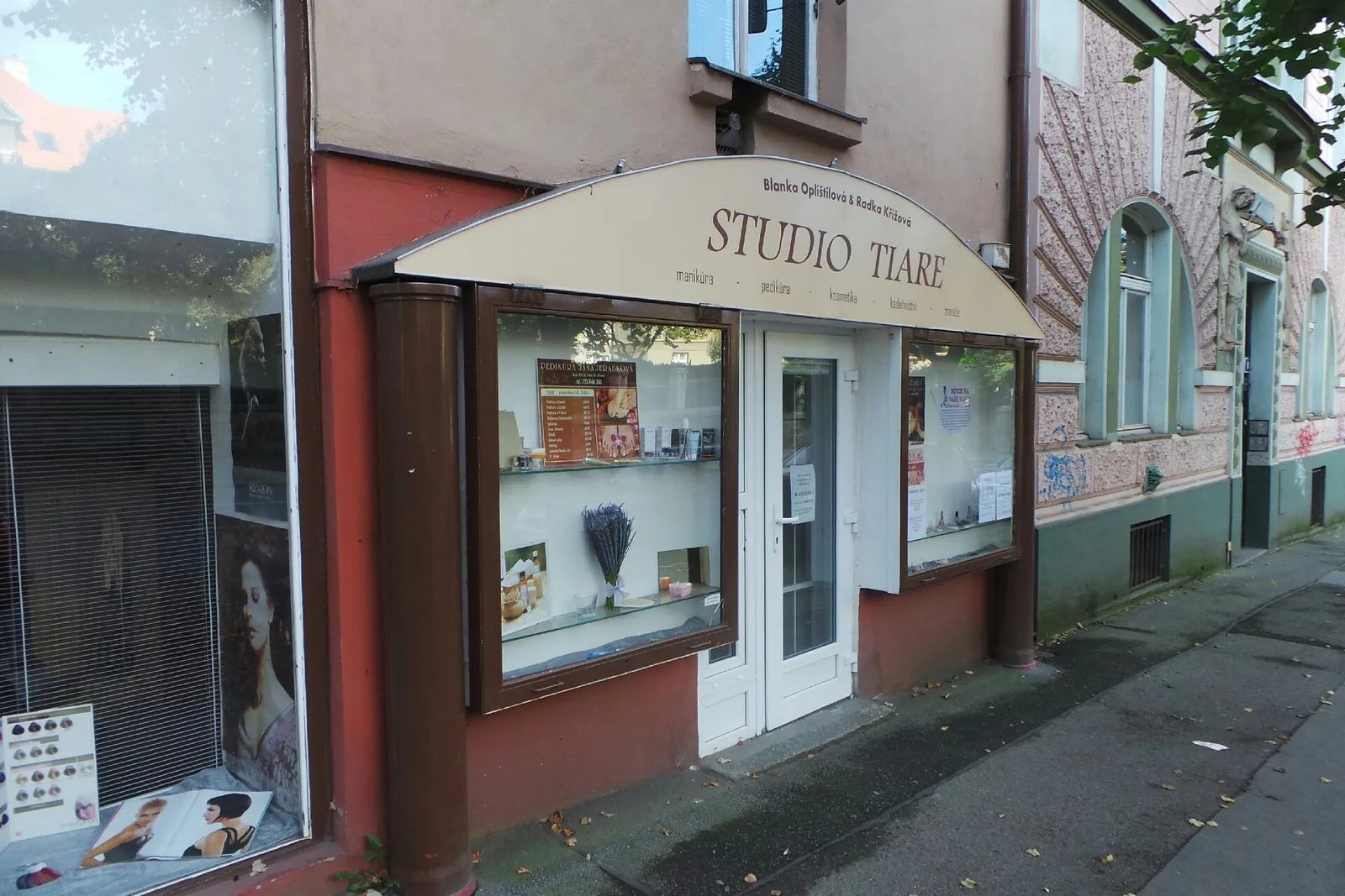 Studio Tiare – fotografie salonu