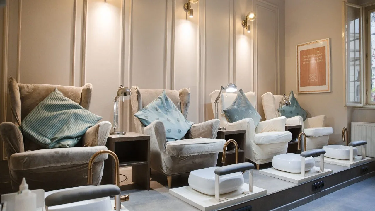 Venita Nails & Beauty – interiér salonu