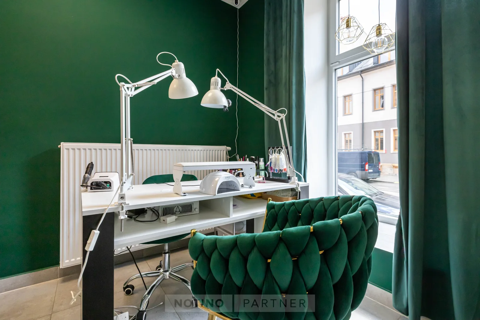 Victoria nails – interiér salonu