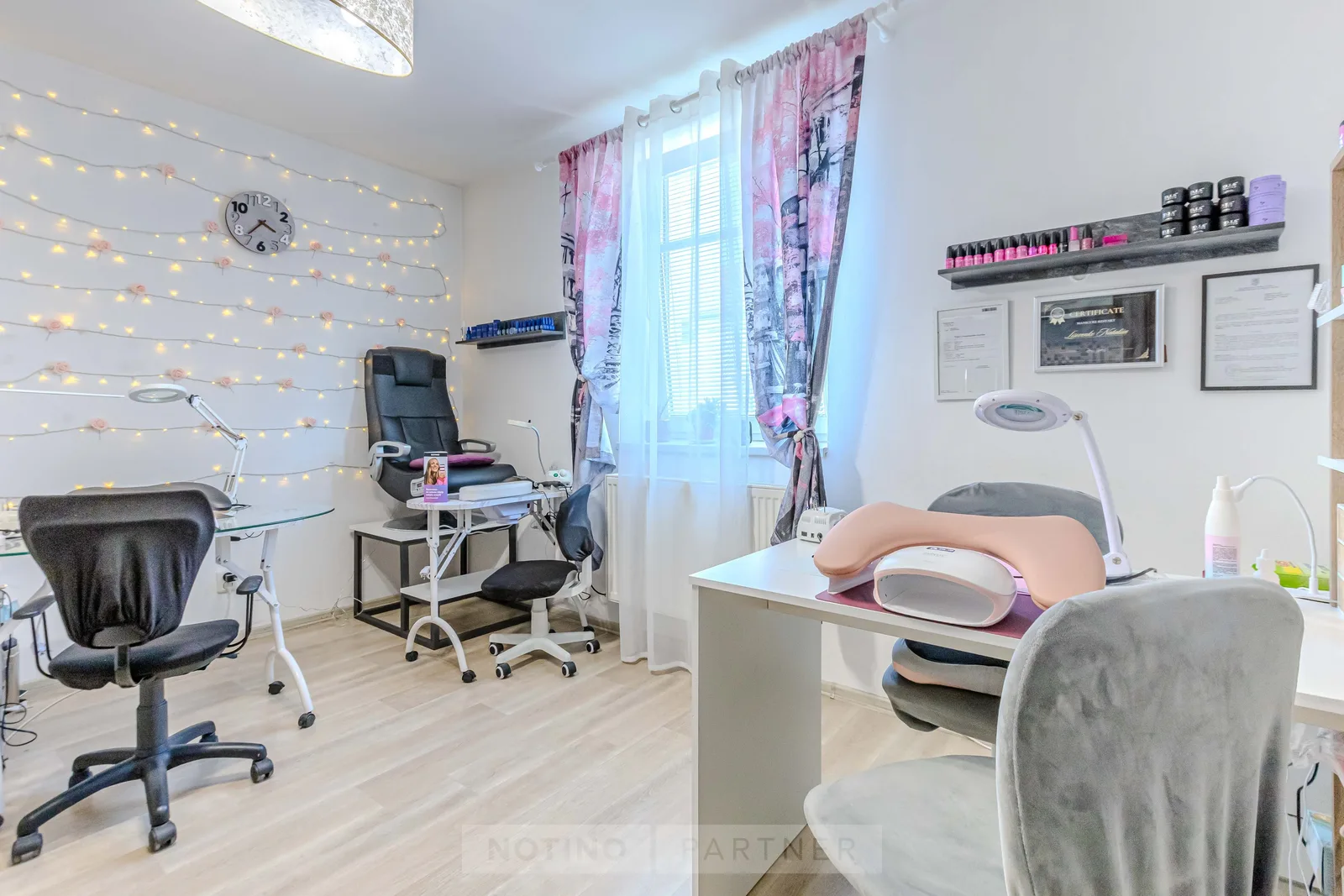 Natali_nails_plzen – interiér salonu