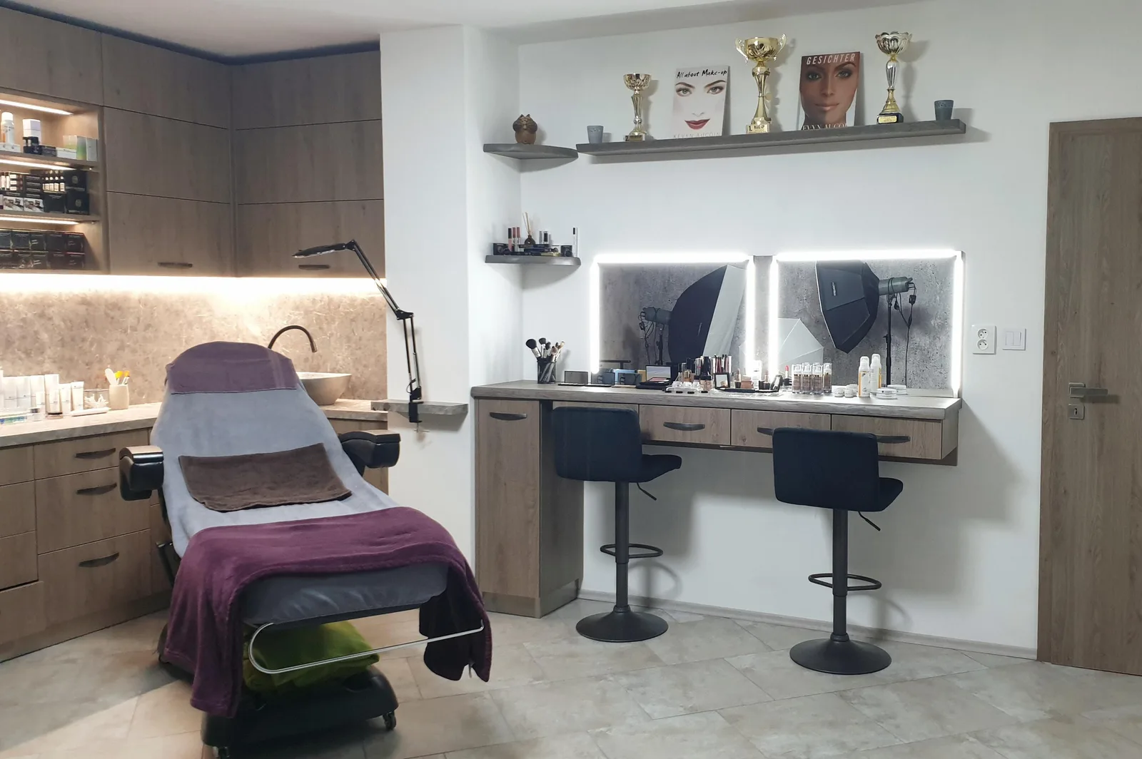 Ilona Pavlatová - IP makeup – interiér salonu