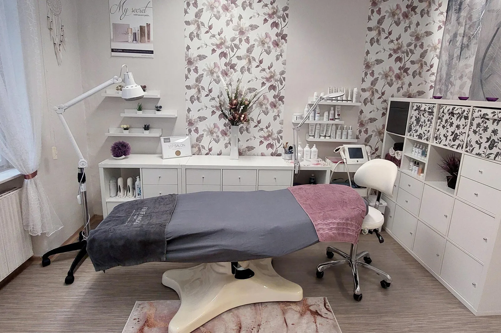 Studio LUNA – interiér salonu