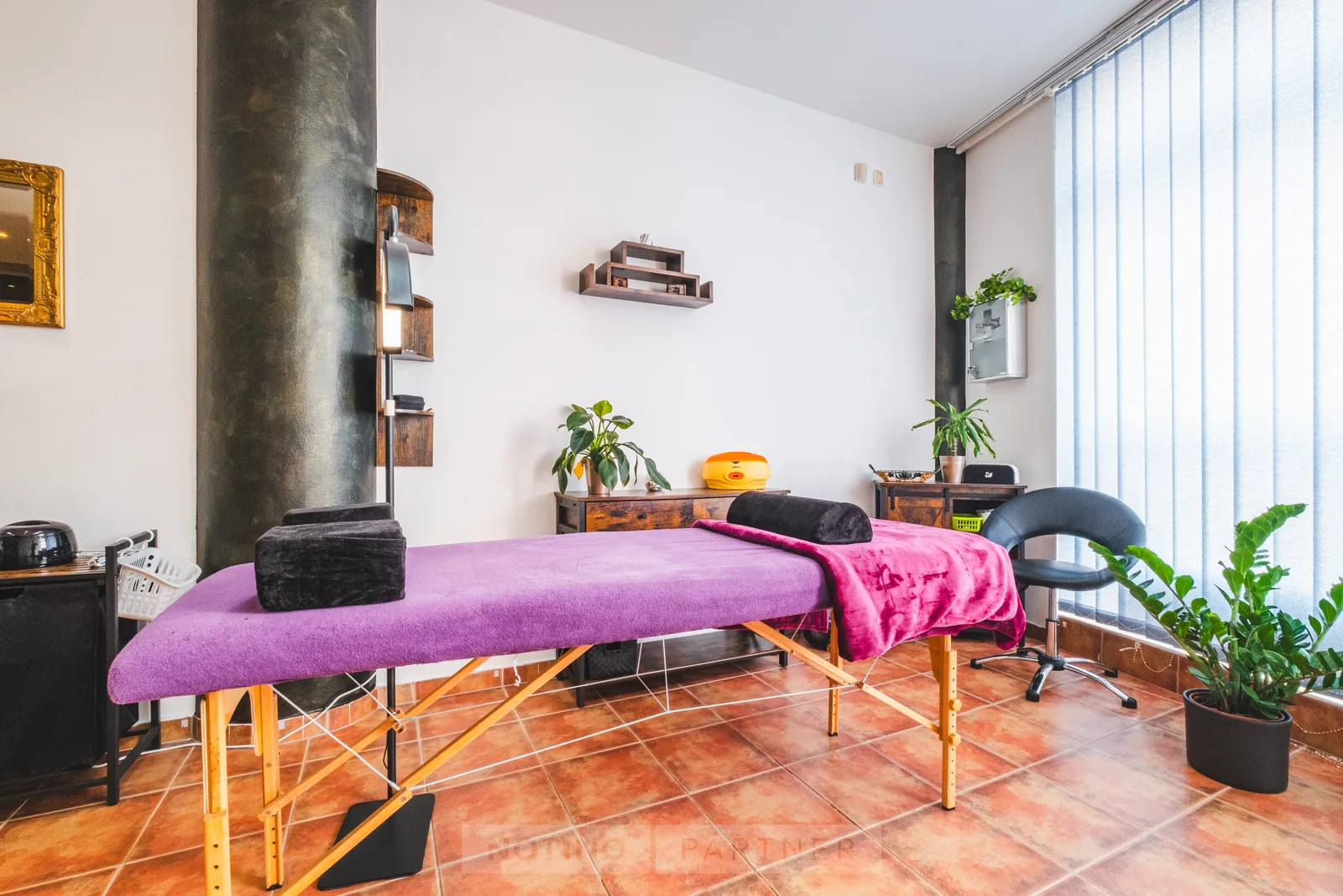 Charm Nails Brno – interiér salonu