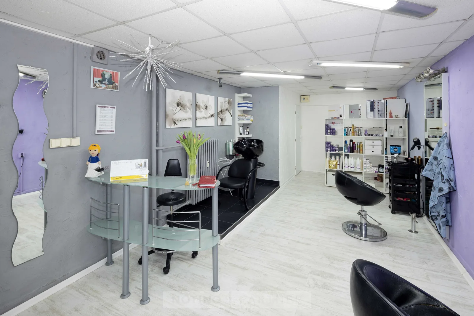 Beauty salon perfect curl - kadeřnický salon Ostrava Zábřeh – interiér salonu
