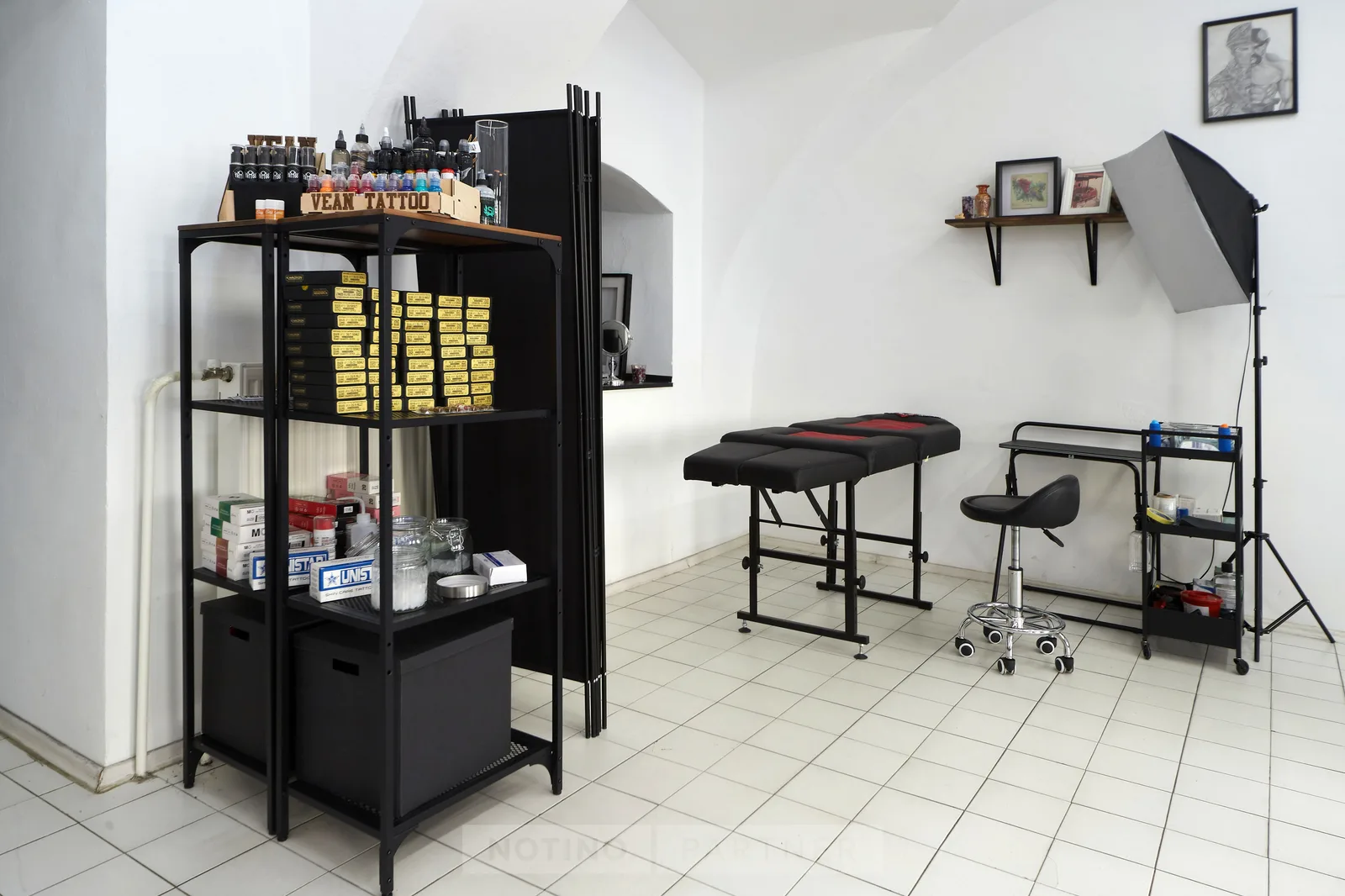 VeAn Tattoo & Piercing Studio Brno – interiér salonu