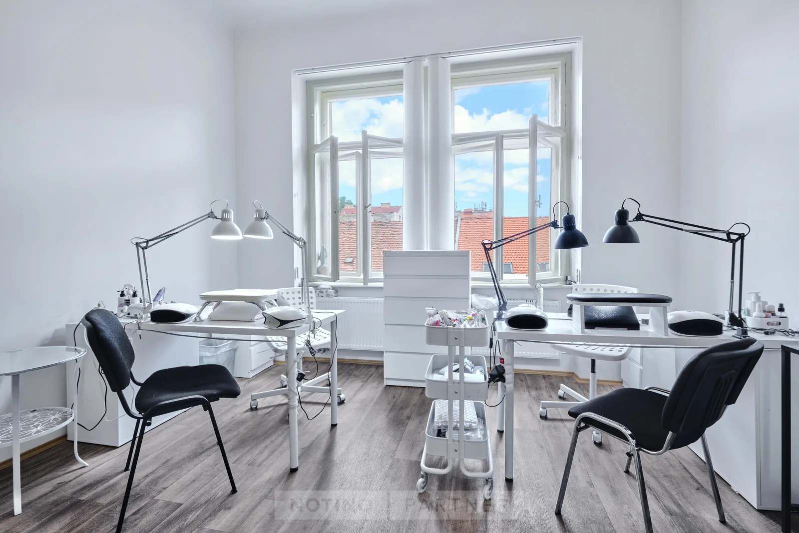 Prague Nails – interiér salonu