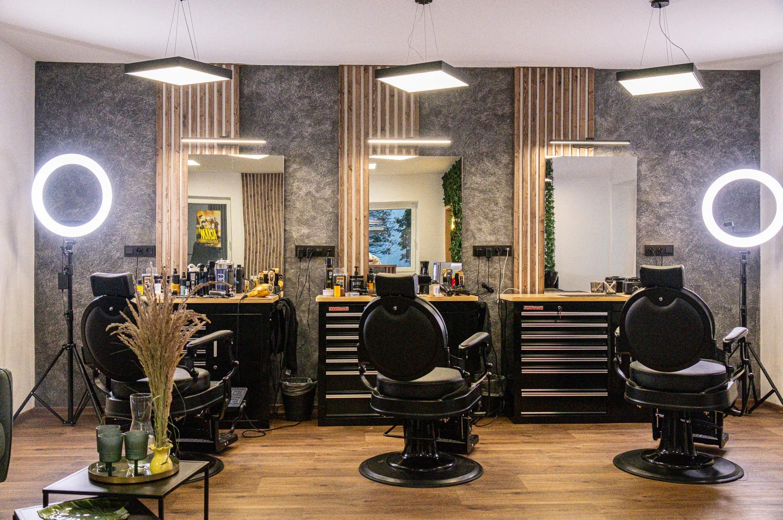Jefrey Barber – interiér salonu