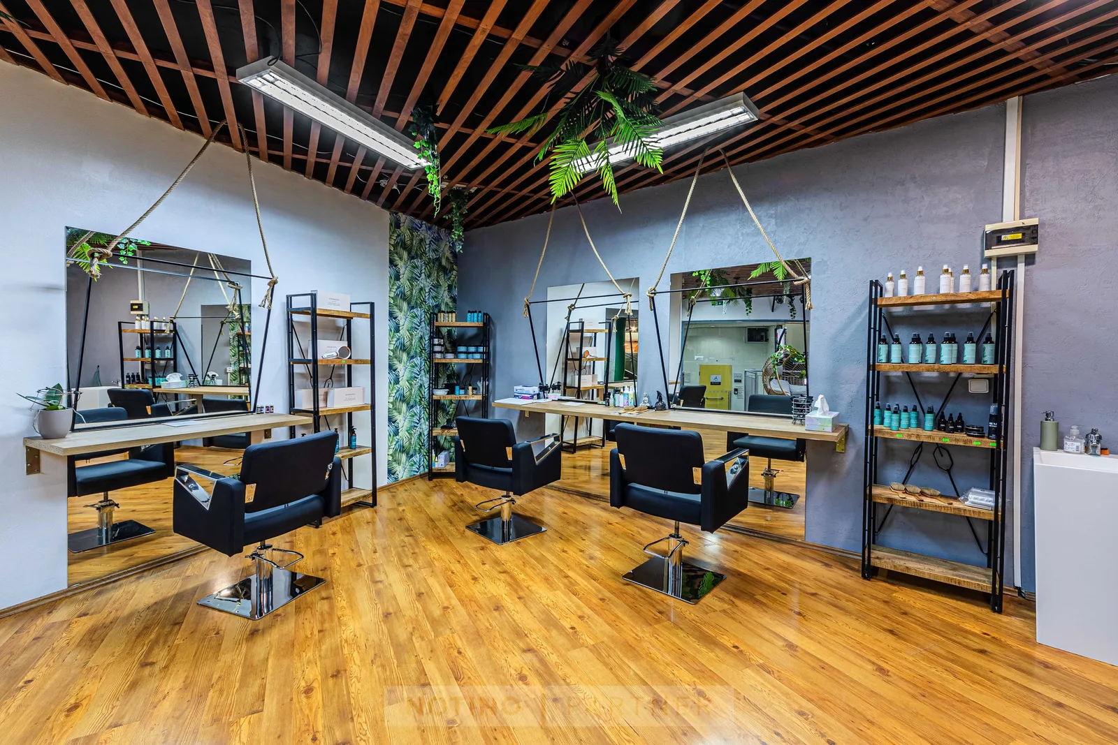 Hair Therapy Brno – interiér salonu
