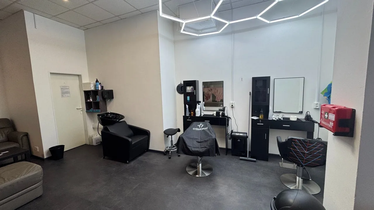 Střihomat – interiér salonu