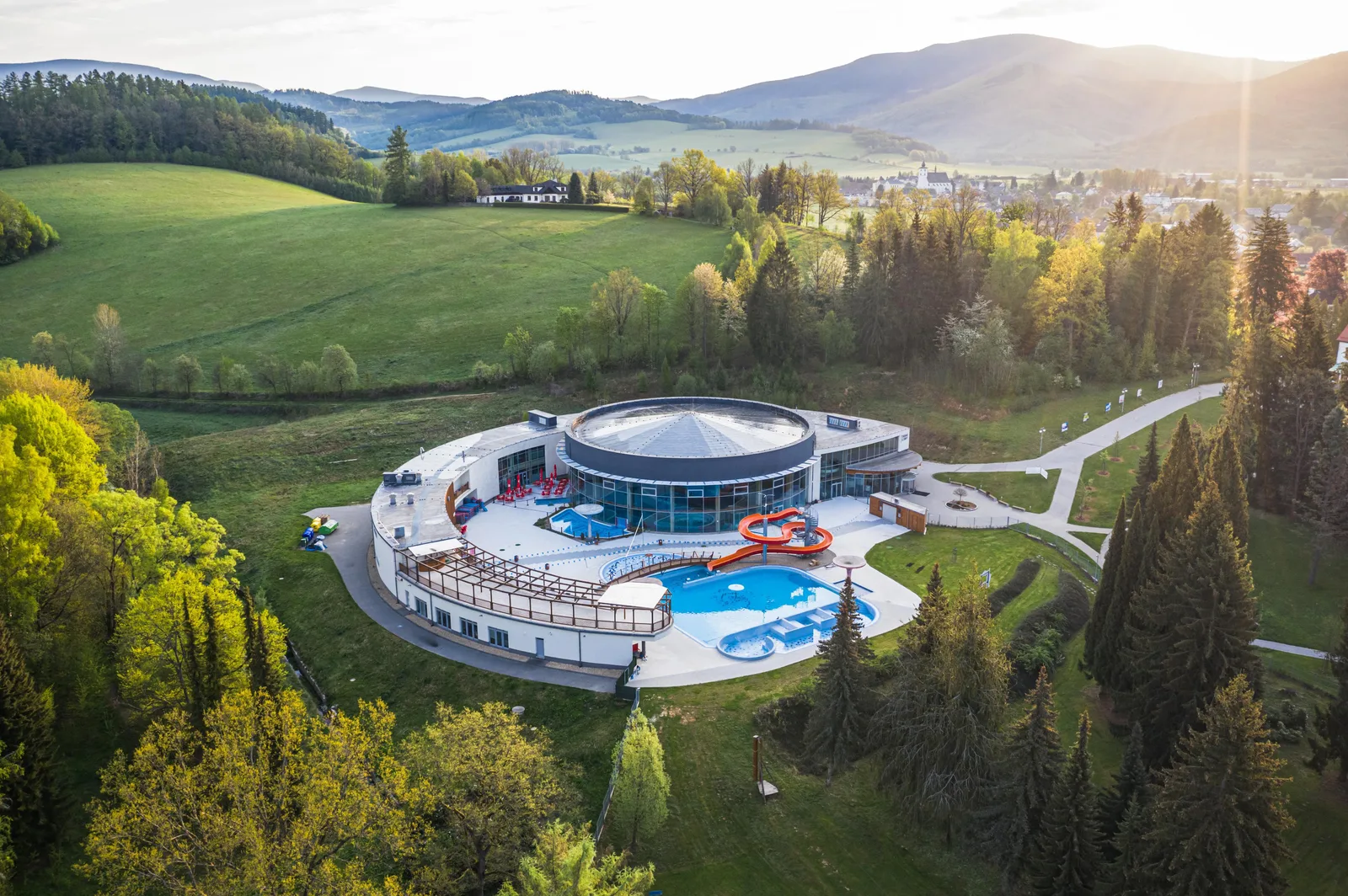 TERMÁLY LOSINY – fotografie salonu