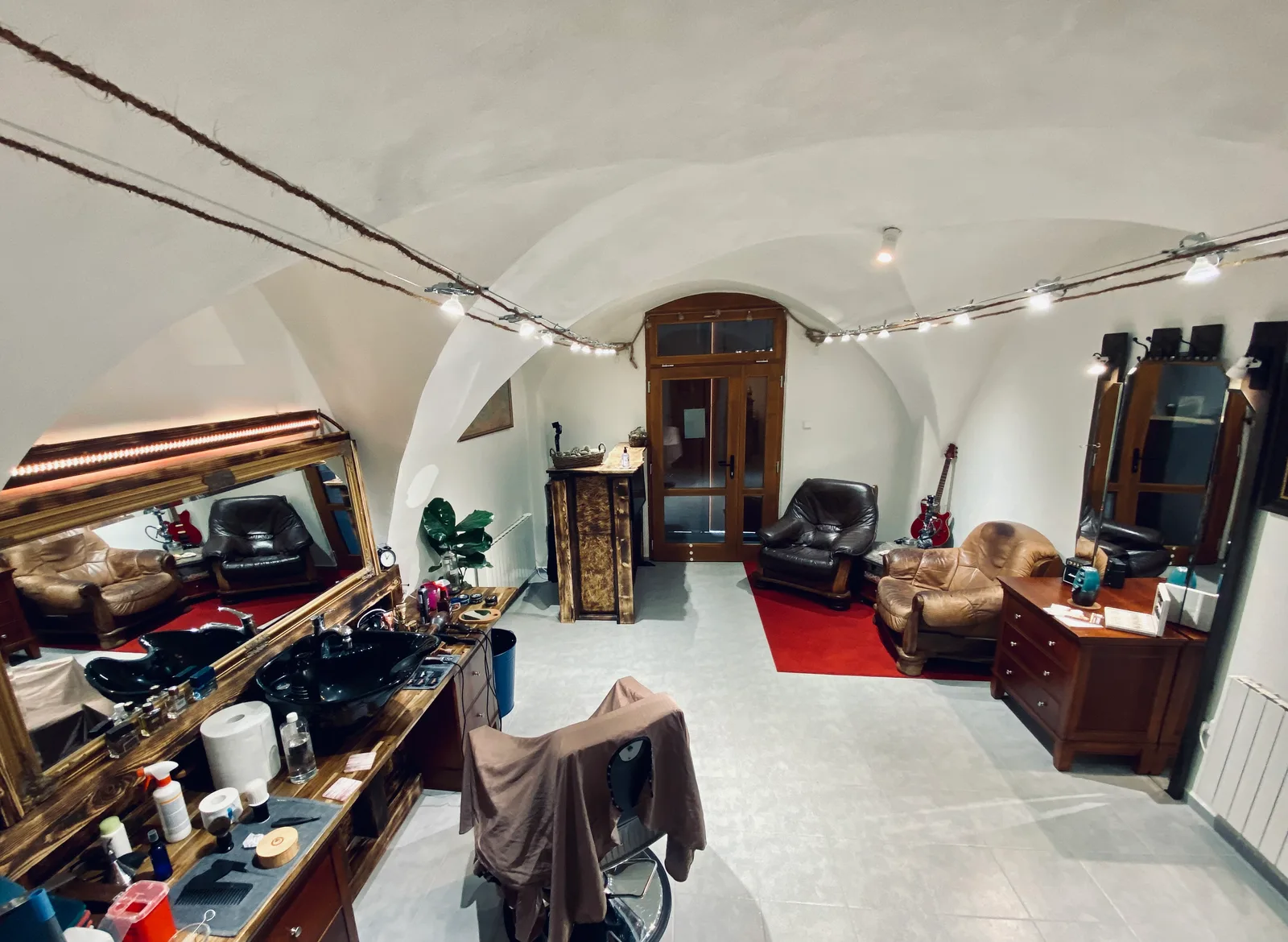 ParyzBarber – interiér salonu