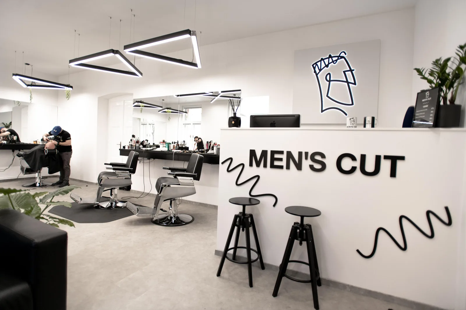 Men's Cut Barber Salon – interiér salonu