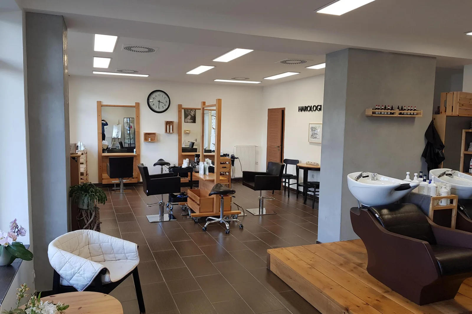 Harologi Point – interiér salonu