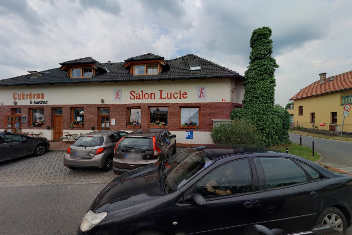 Salon Lucie – fotografie salonu