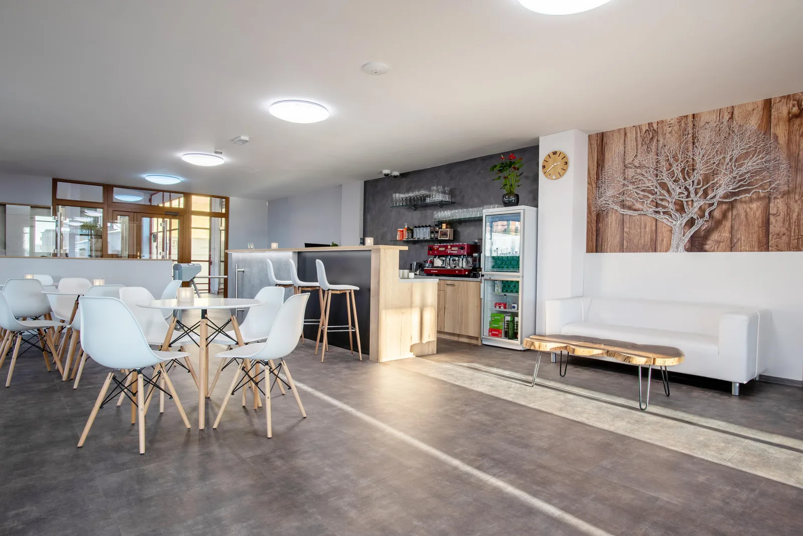 Lymfatické centrum a ženské fitness – interiér salonu
