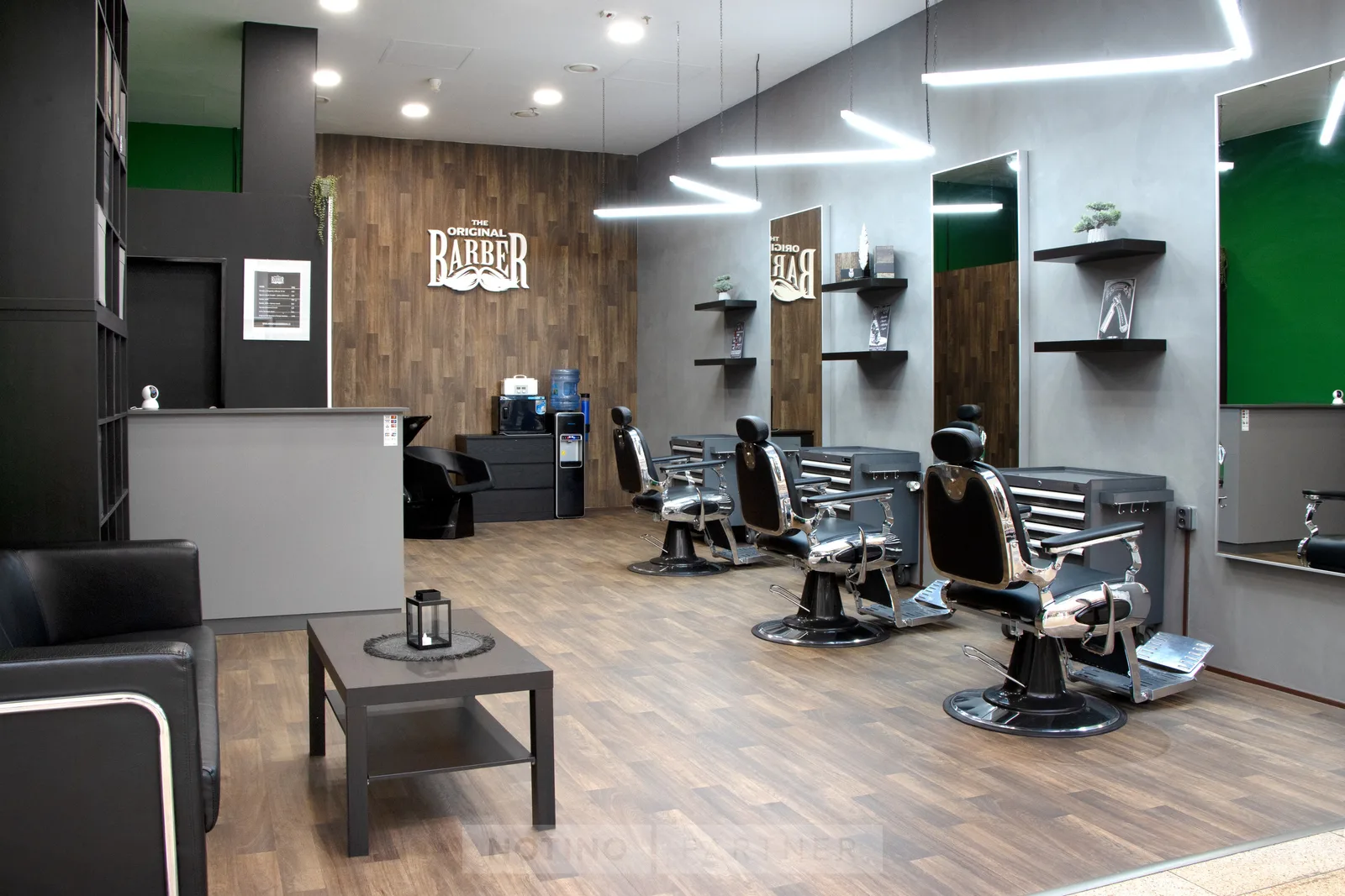 The Original Barber Shop - OC Haná - Olomouc – interiér salonu