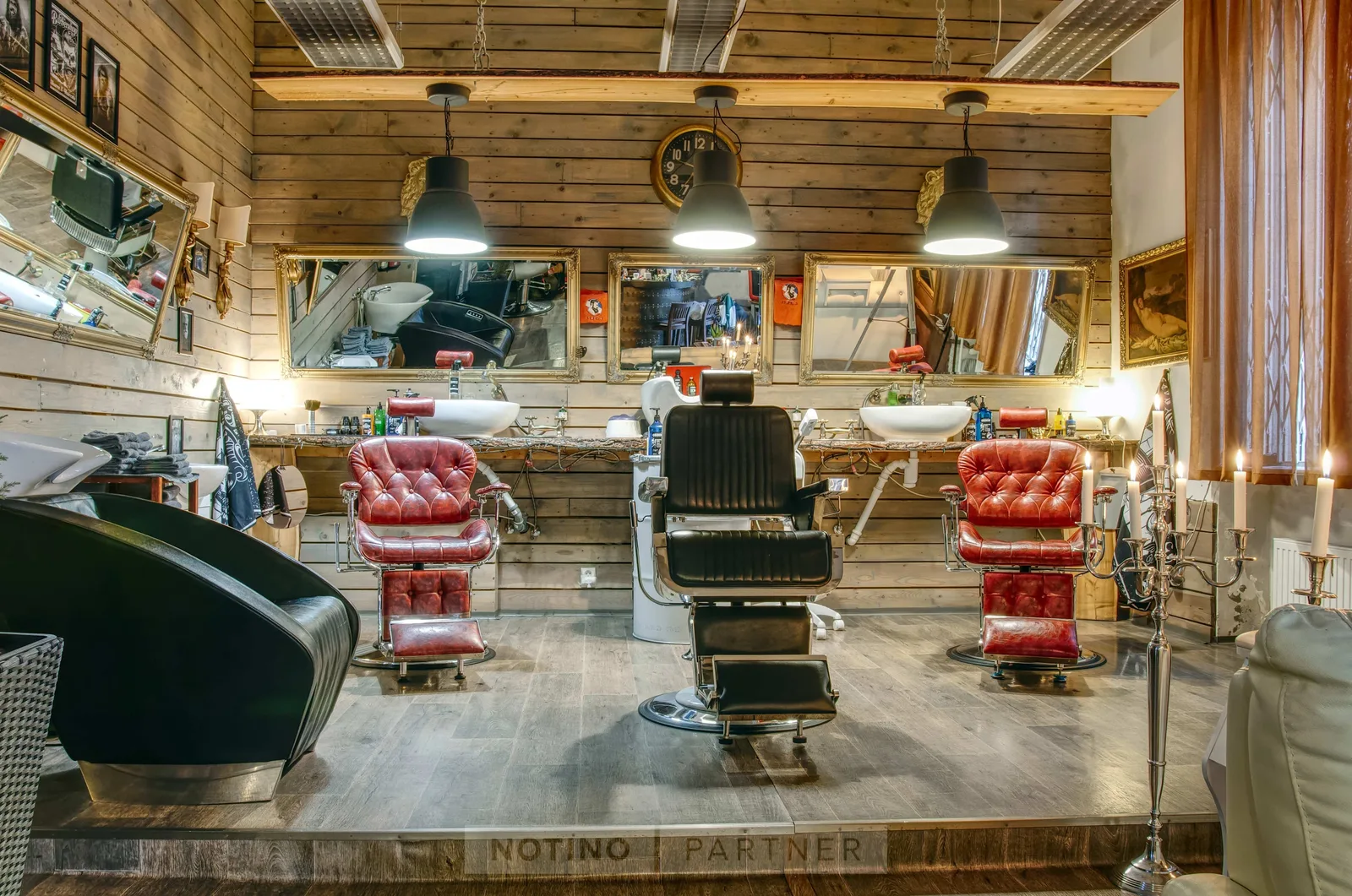 Barber shop pepe – interiér salonu