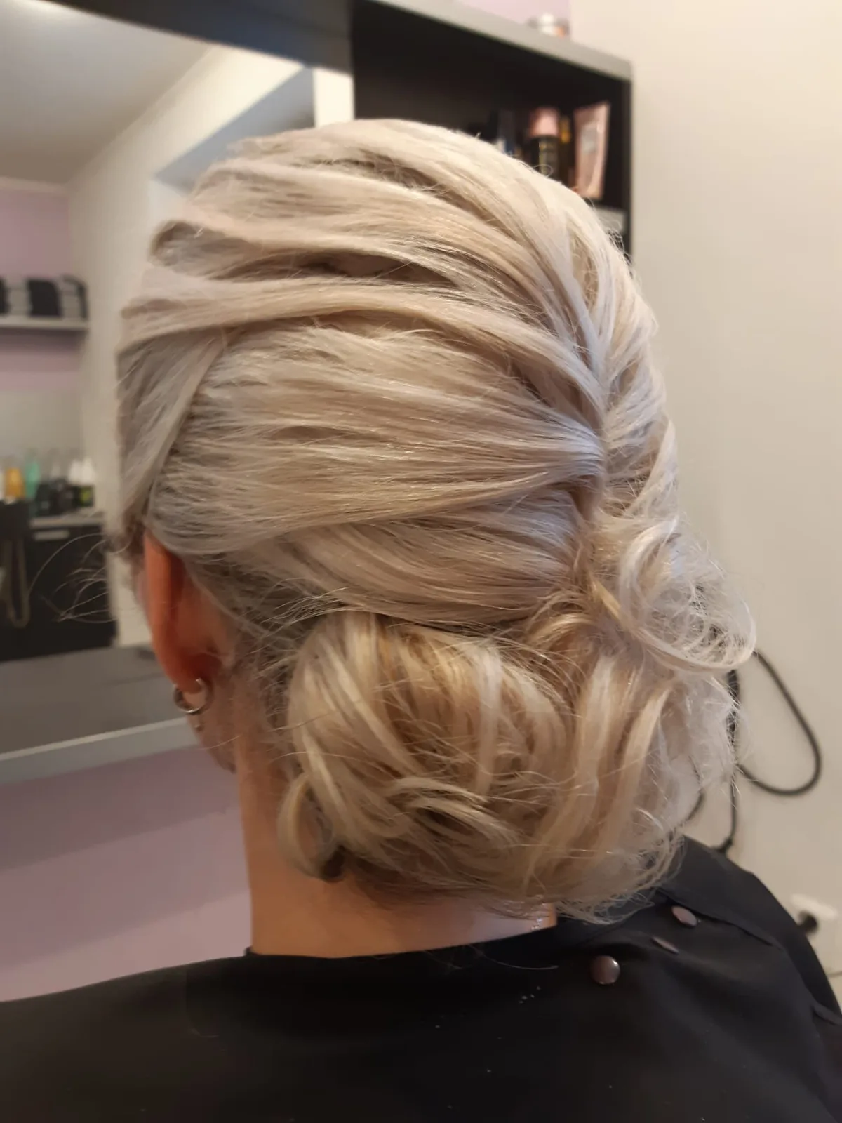 Společenský účes – ukázka práce, Kadeřnický salon Nikol
