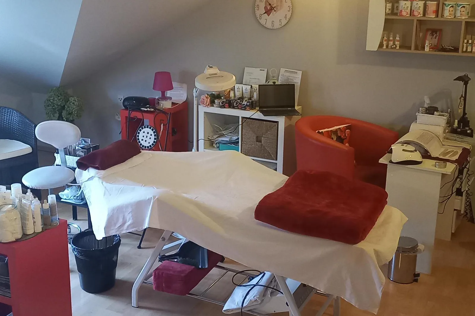 Kosmetika Hana Al Naami – interiér salonu