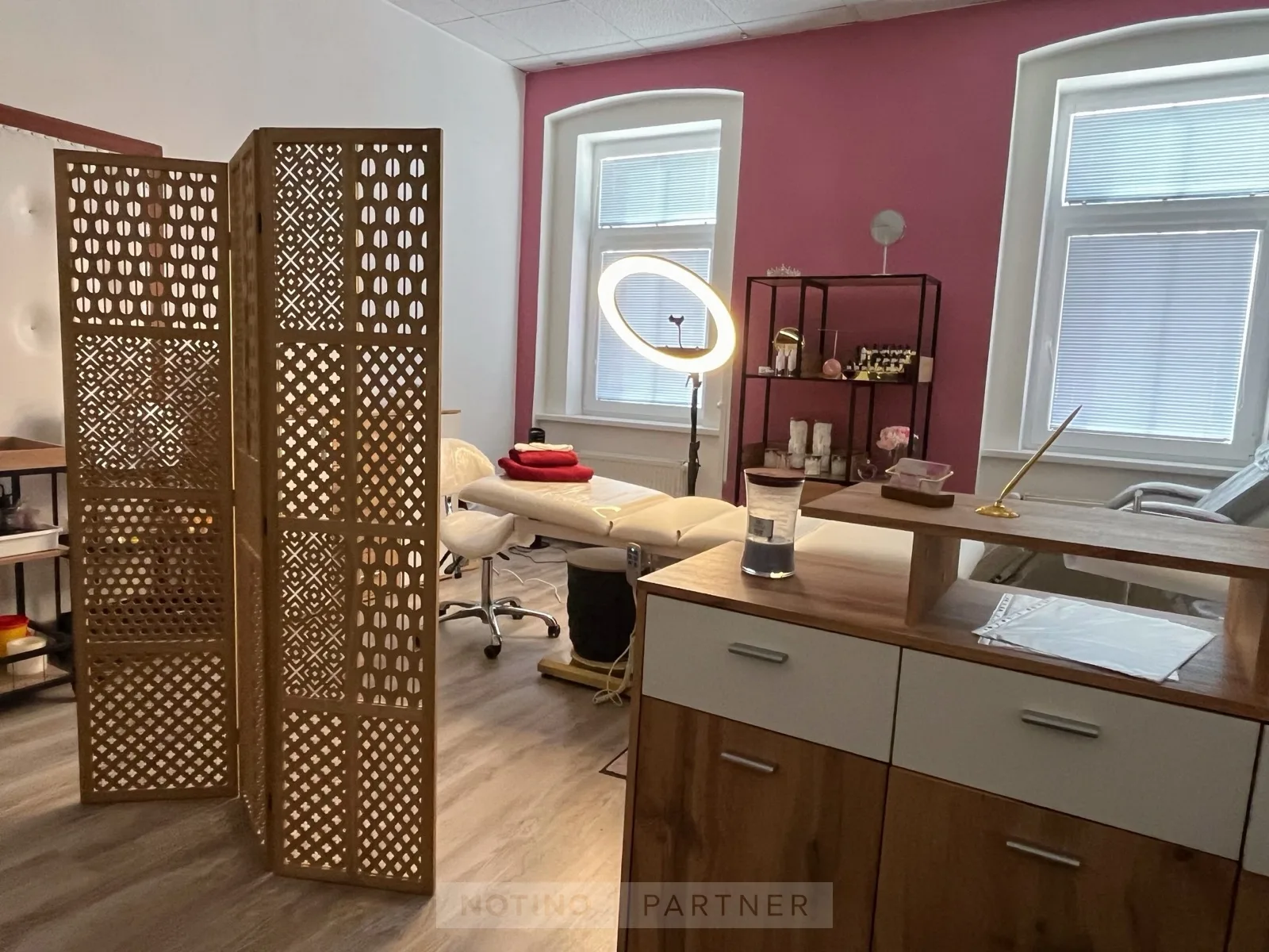 Permanent Princess – interiér salonu