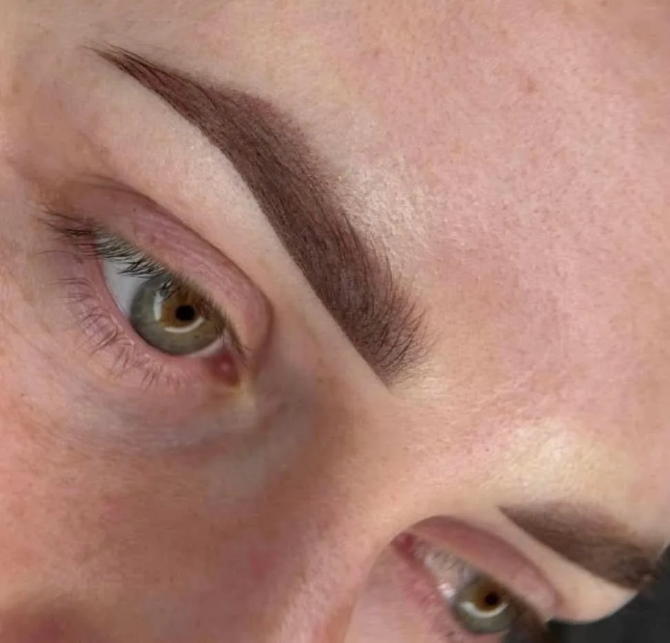 Obočí pudrové – ukázka práce, Permanent Glam
