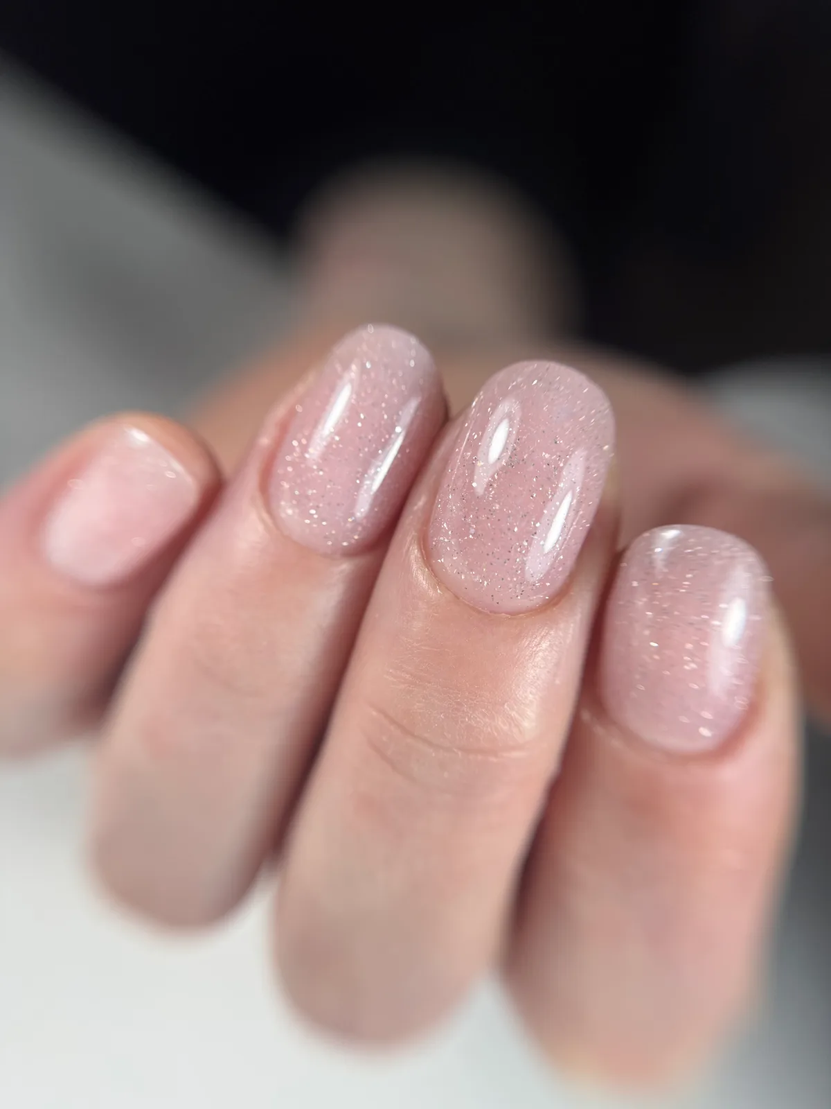 Manikúra + zpevnění + gel lak delka 1-3 – ukázka práce, The Nail Studio by Nelia