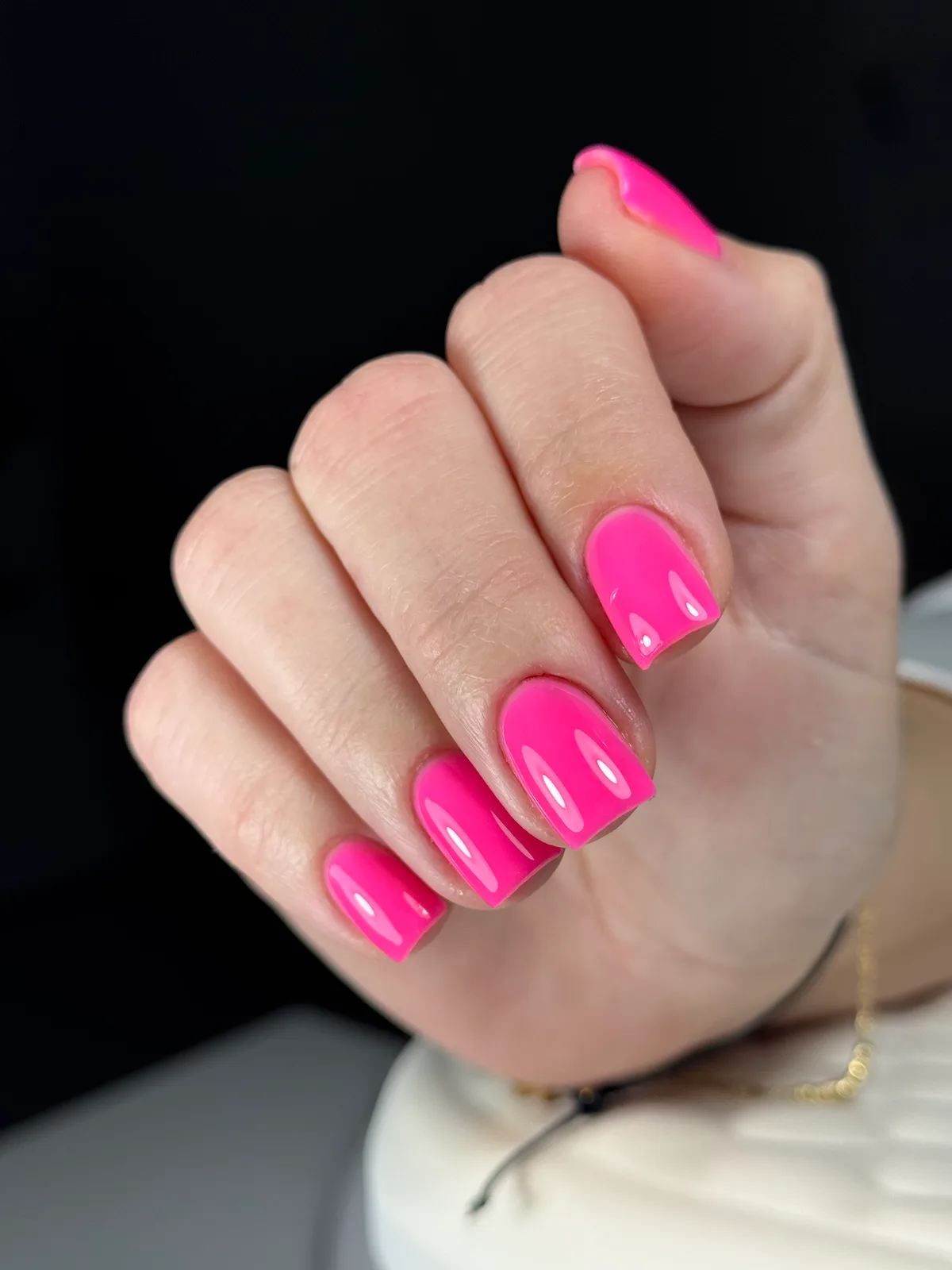 Manikúra + zpevnění + gel lak delka 1-3 – ukázka práce, The Nail Studio by Nelia