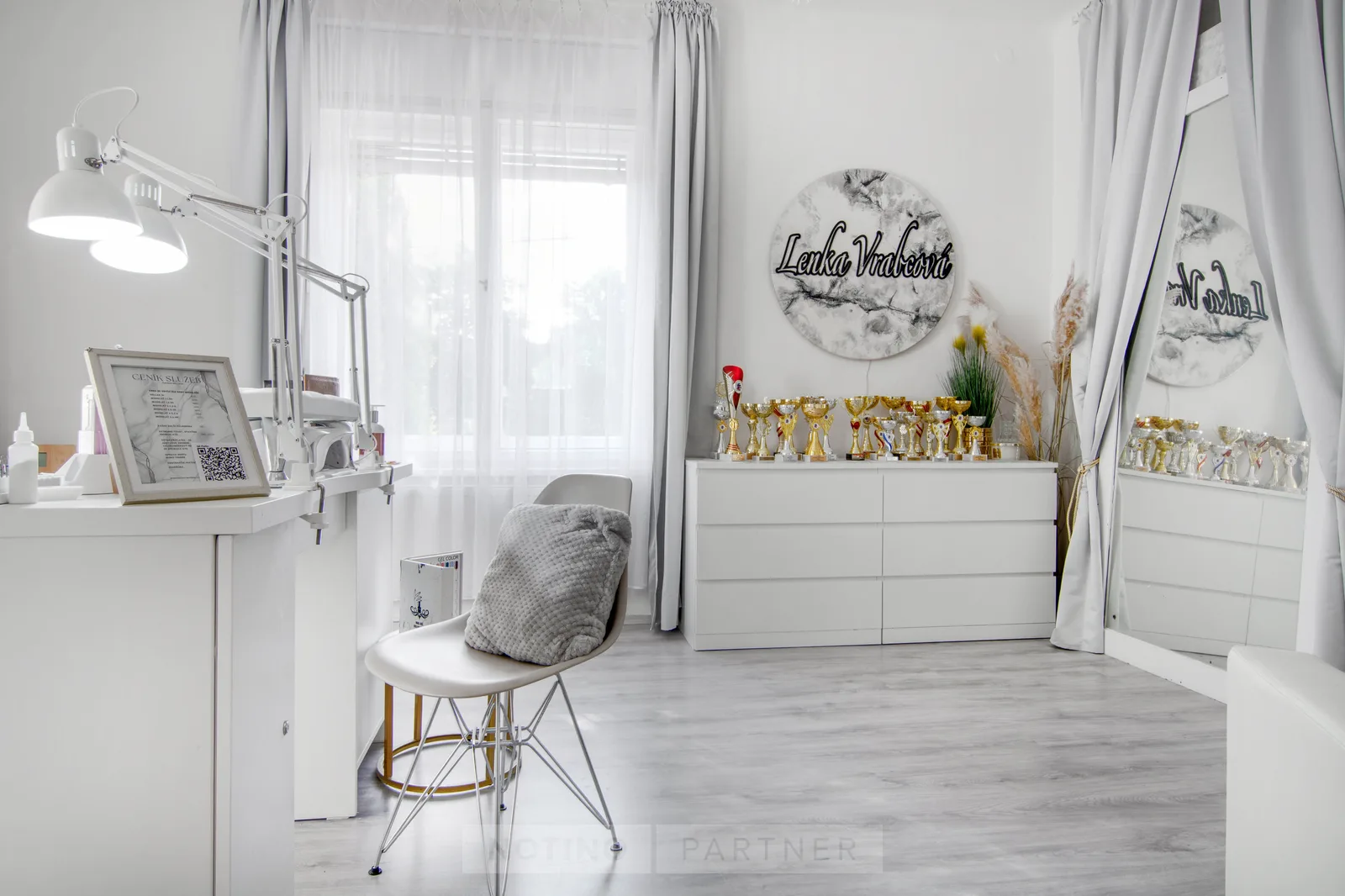 Salon Claudine – interiér salonu