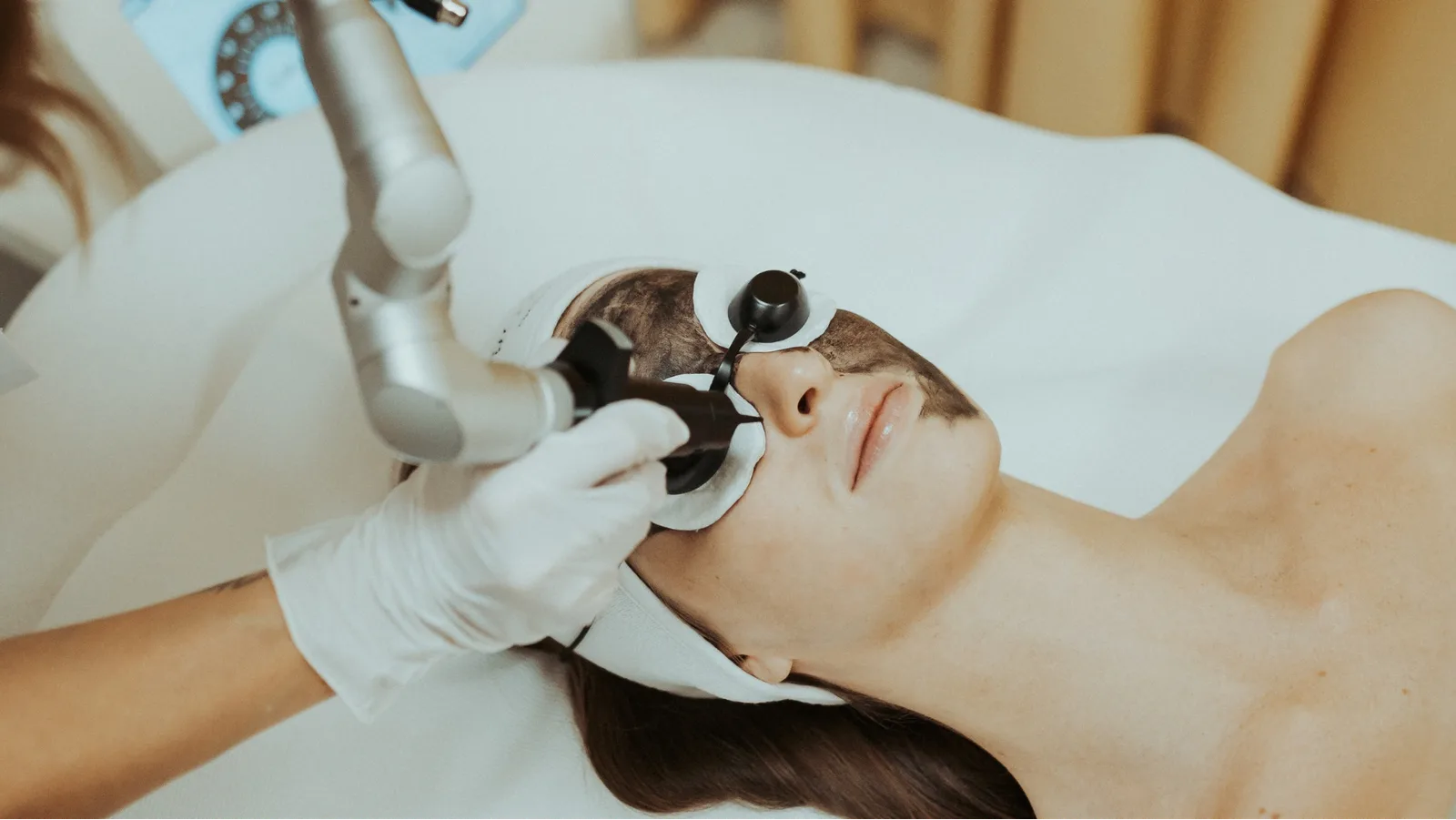 Hydratace a vyhlazení pleti | OXY’SMOOTH – ukázka práce, PROskin center s.r.o.