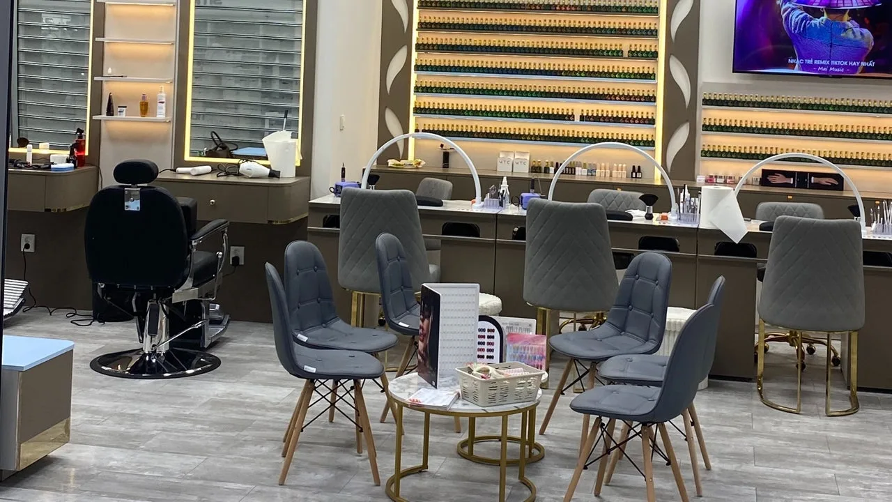 T T Nails Beauty – interiér salonu