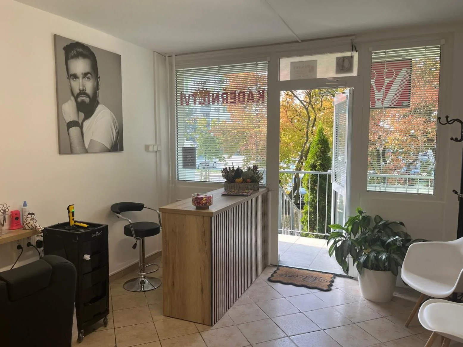 Kadeřnictví LaRo – interiér salonu