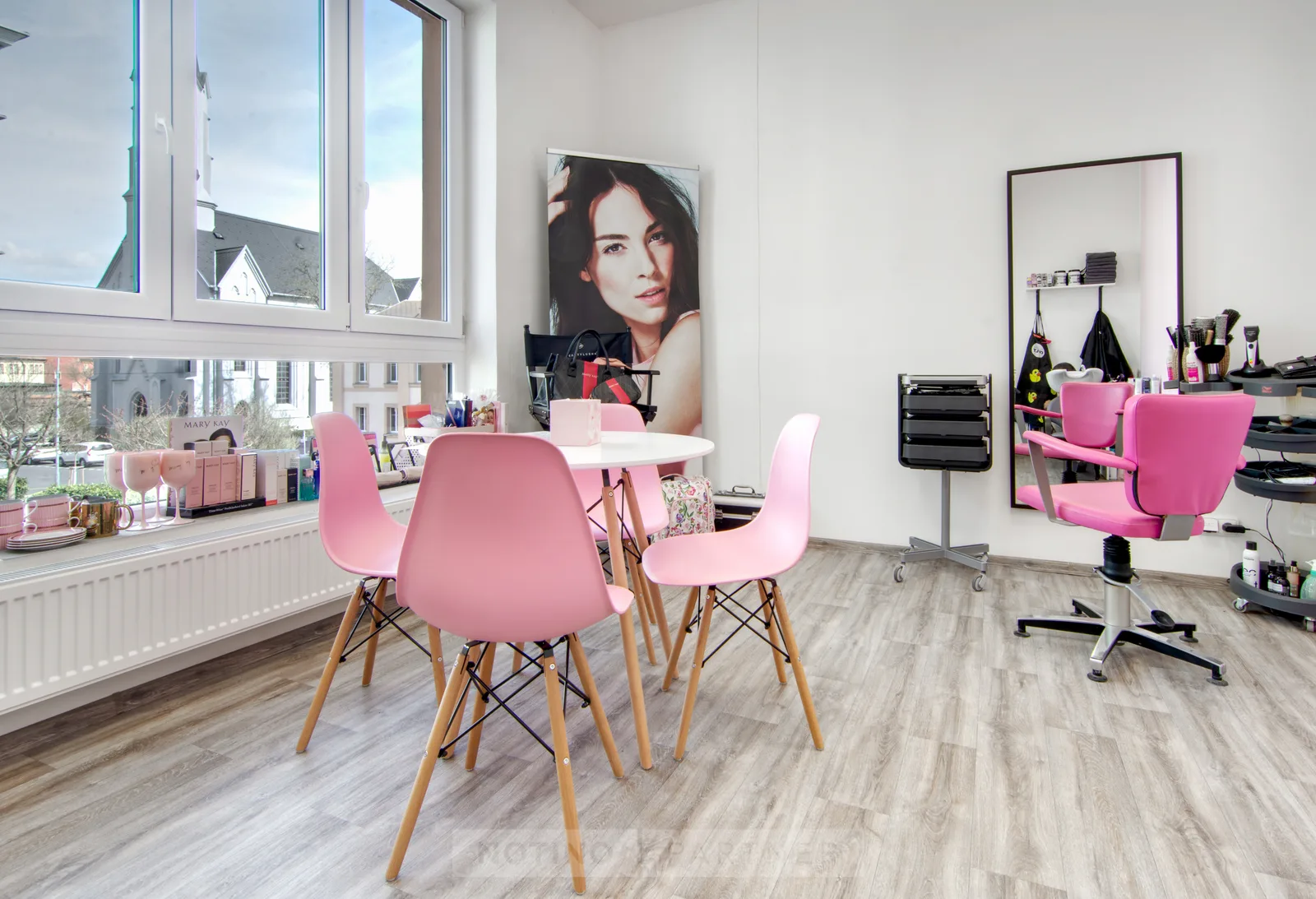 Salon La Fleur – interiér salonu